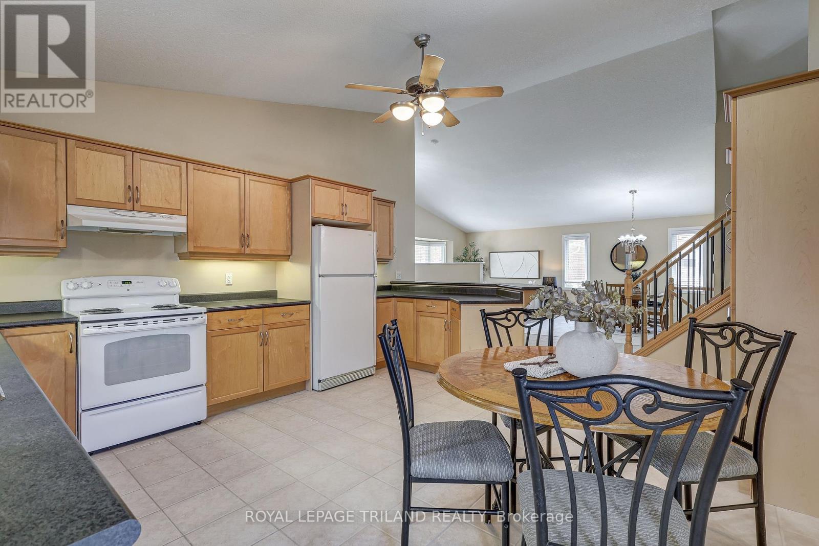 19 ORIOLE LANE - 21