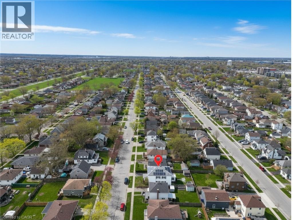 17 LYONS Avenue - 23