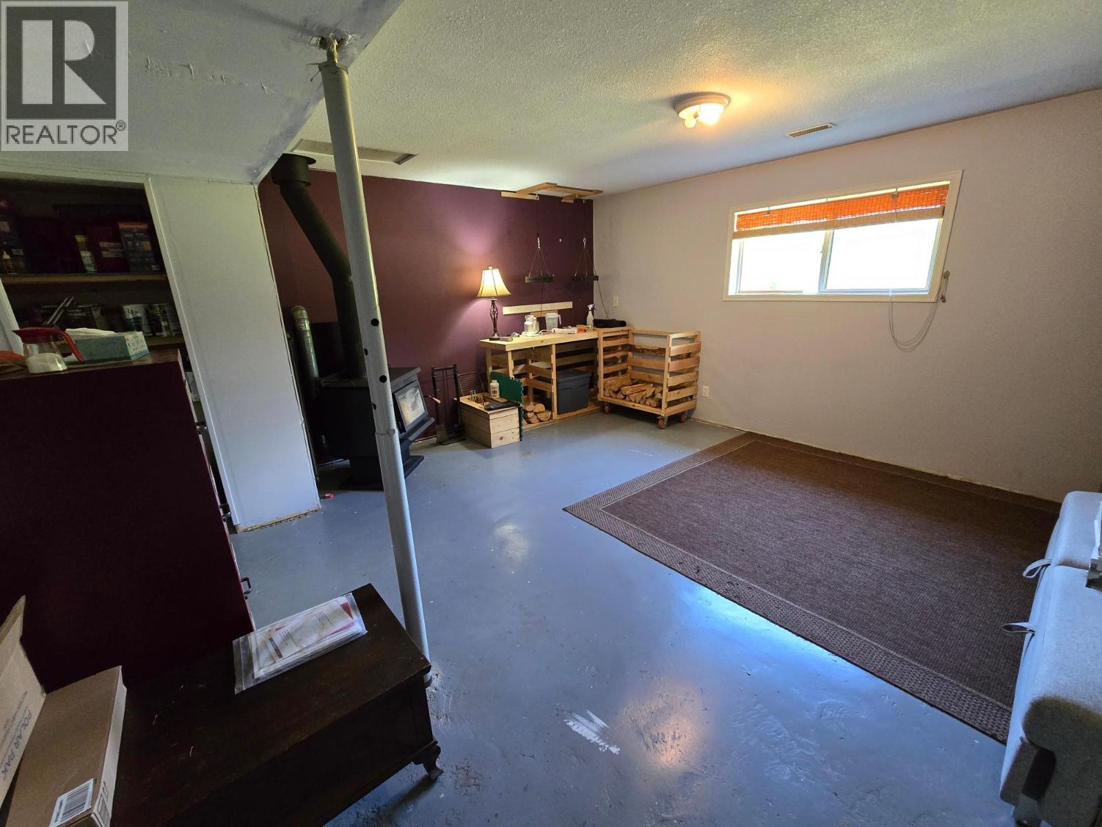 1032 CAROLINE Road - 31