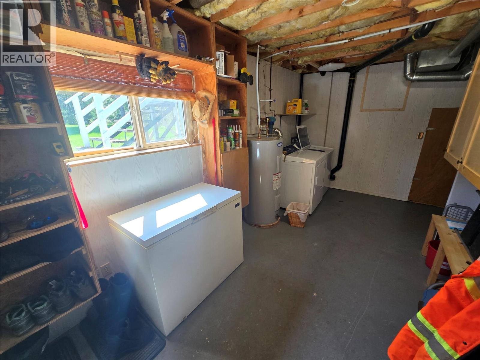 1032 CAROLINE Road - 36