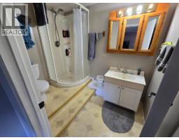 1032 Caroline Road, Clearwater, BC V0E1N2 Photo 33