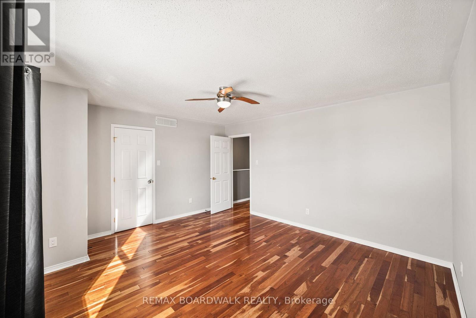 45 JOHNSTON STREET - 20