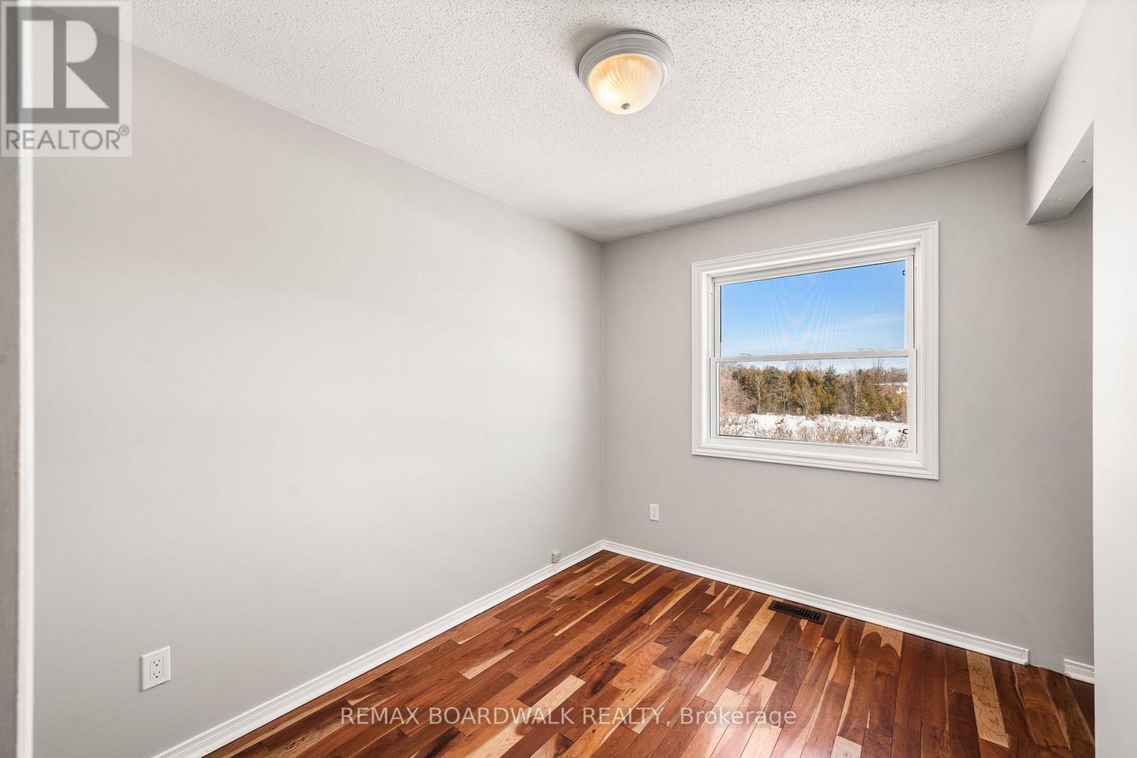 45 JOHNSTON STREET - 24