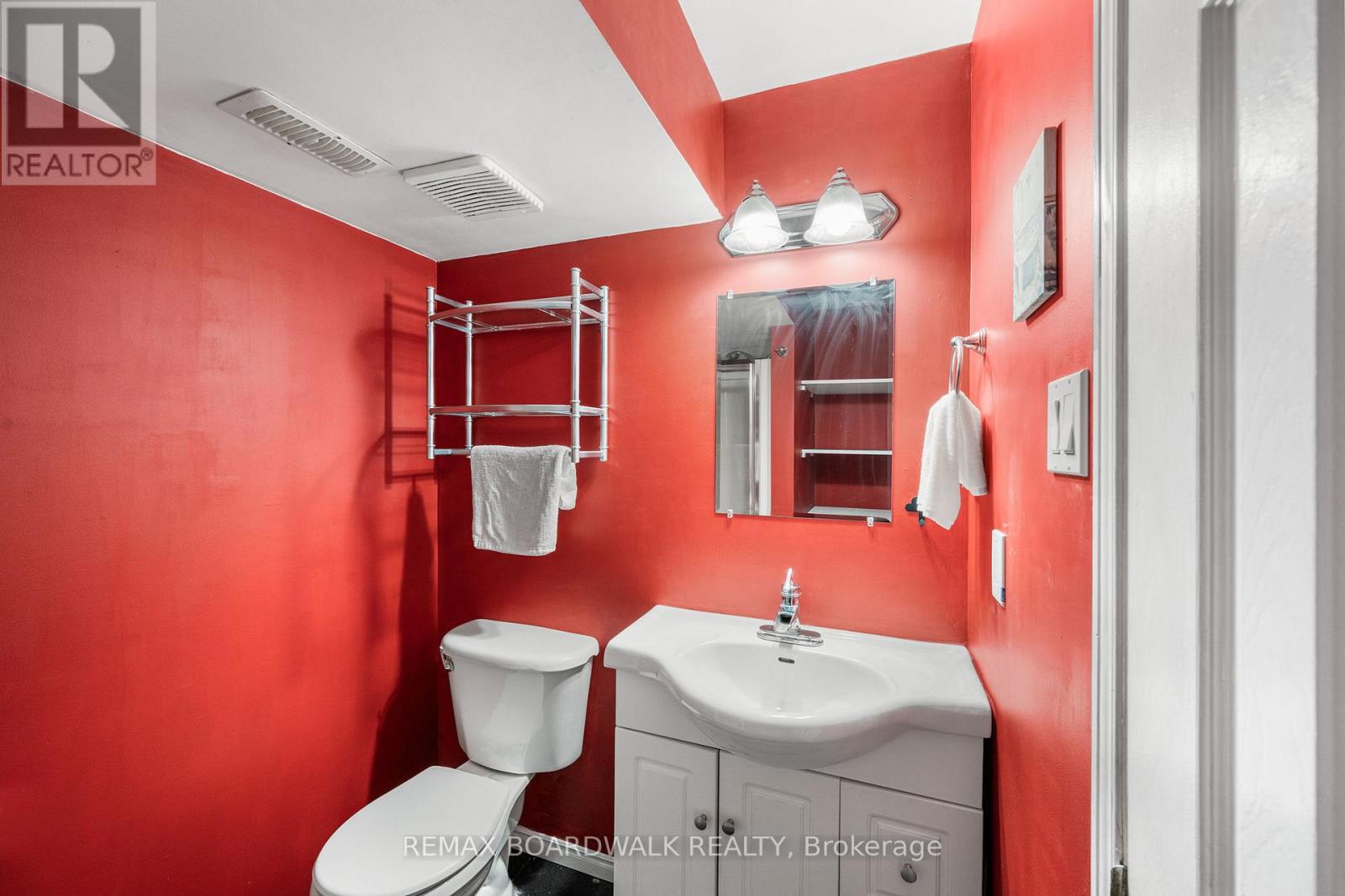45 JOHNSTON STREET - 35