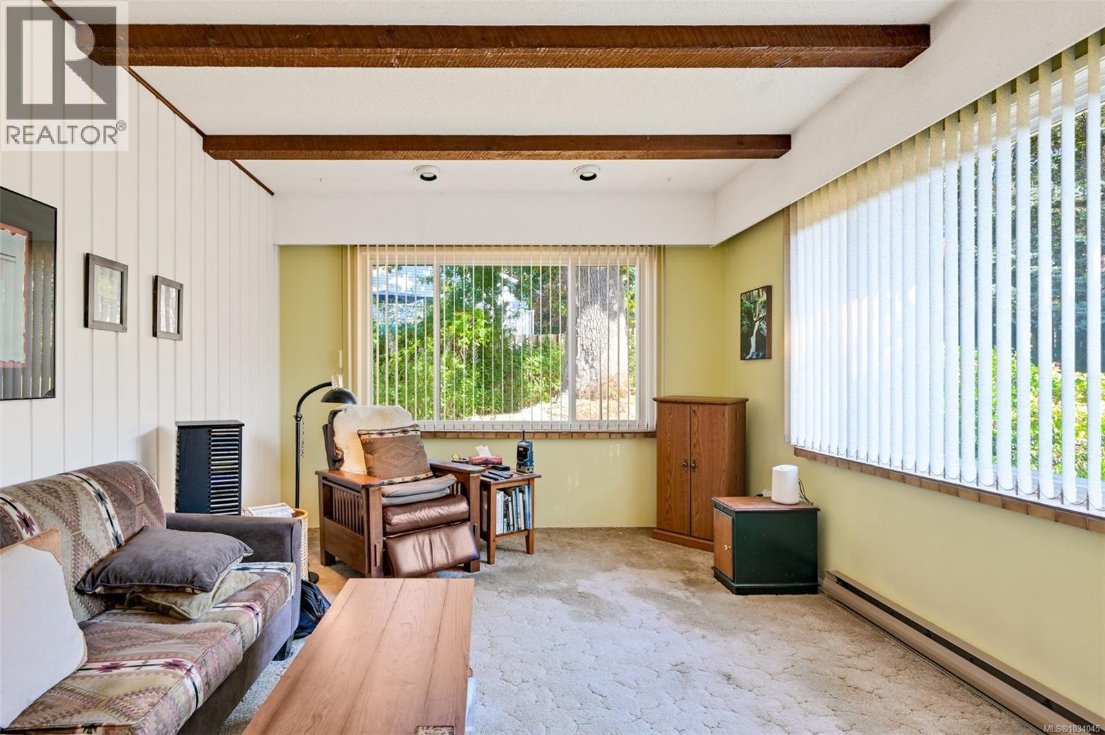 5847 Sycamore St, Duncan