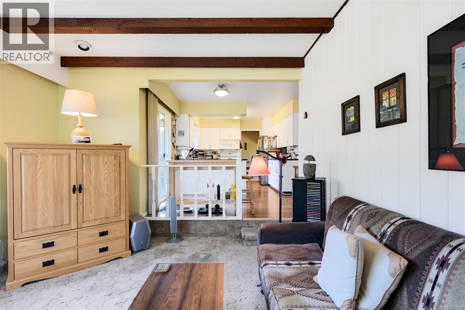 5847 Sycamore St, Duncan