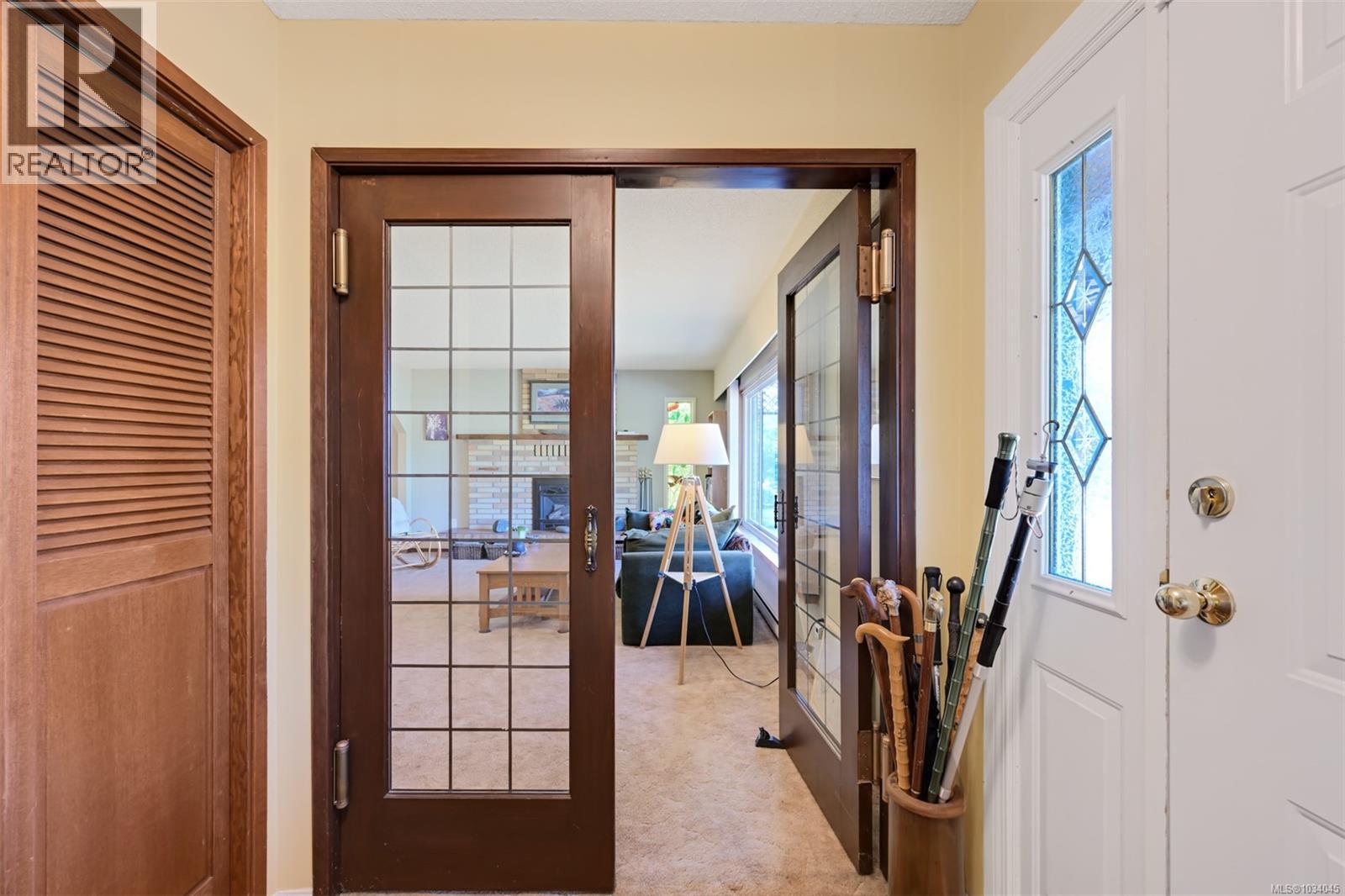 5847 Sycamore St, Duncan