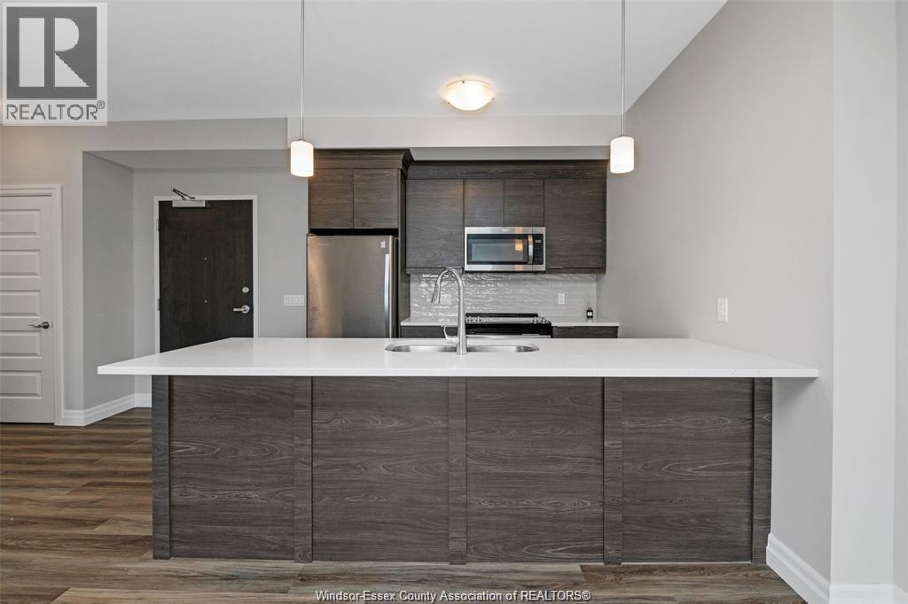 728 BROWNSTONE Unit# 301, Lakeshore, Ontario, N9K0C4 — Photo 7