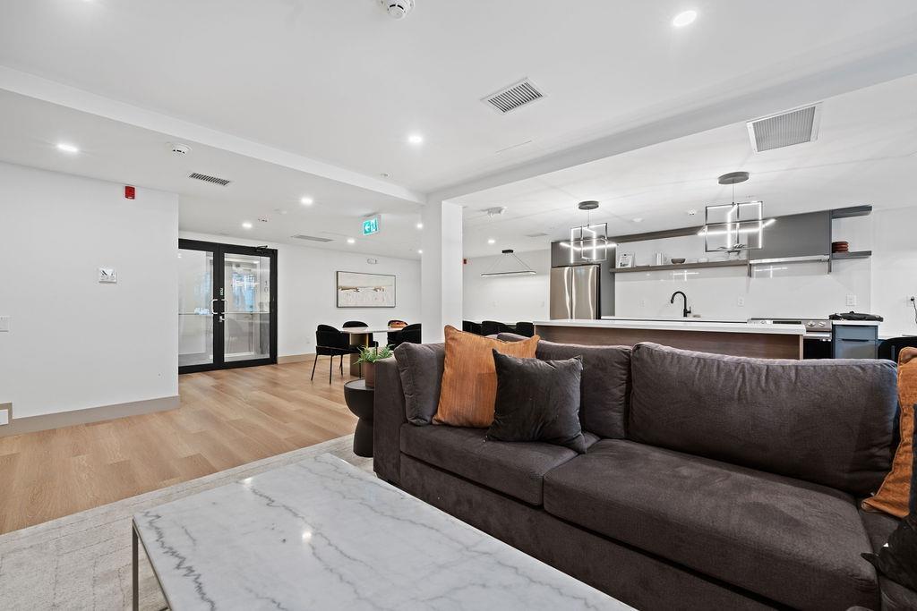 615 10778 138 STREET, Surrey