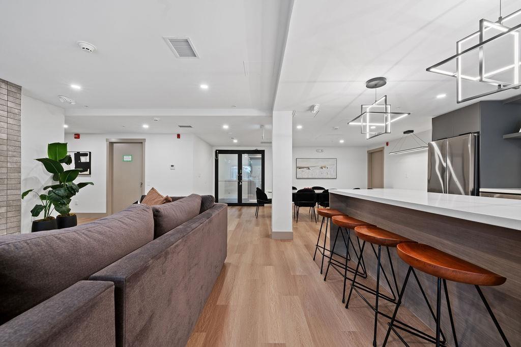 615 10778 138 STREET, Surrey