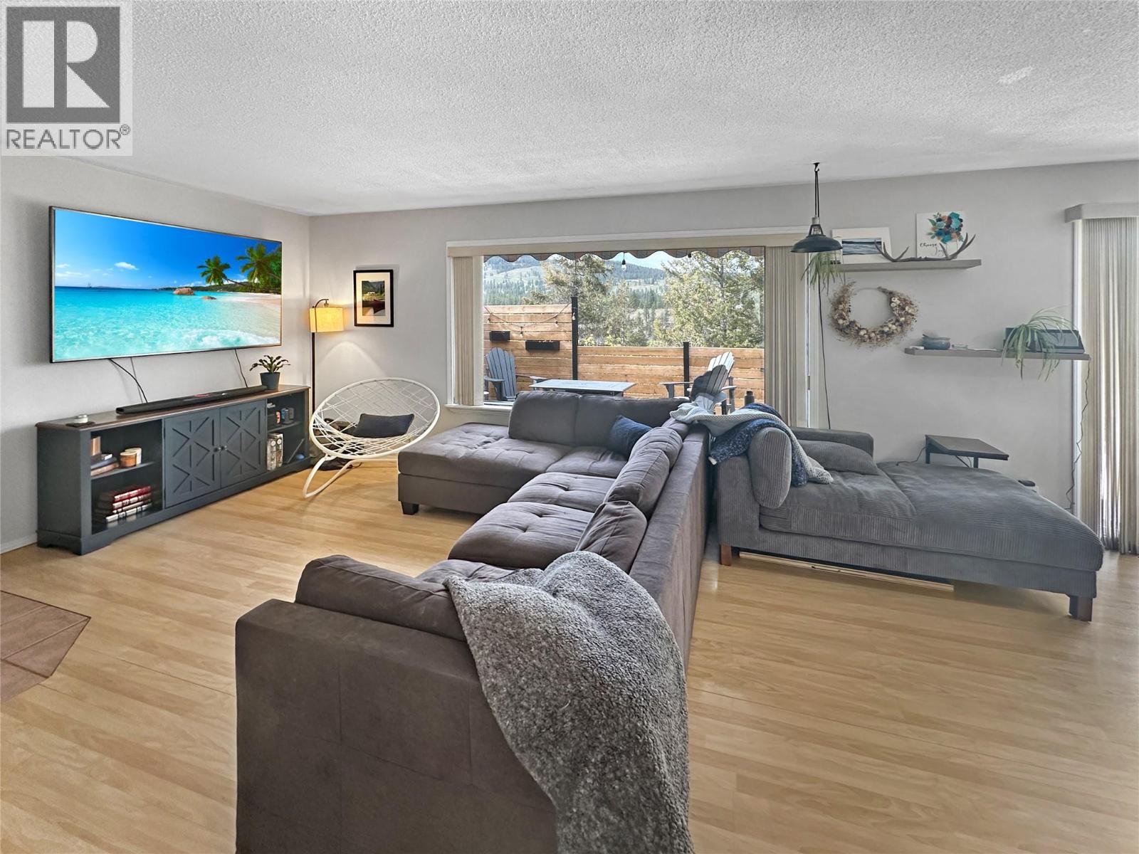  305 PANORAMA Crescent, Princeton