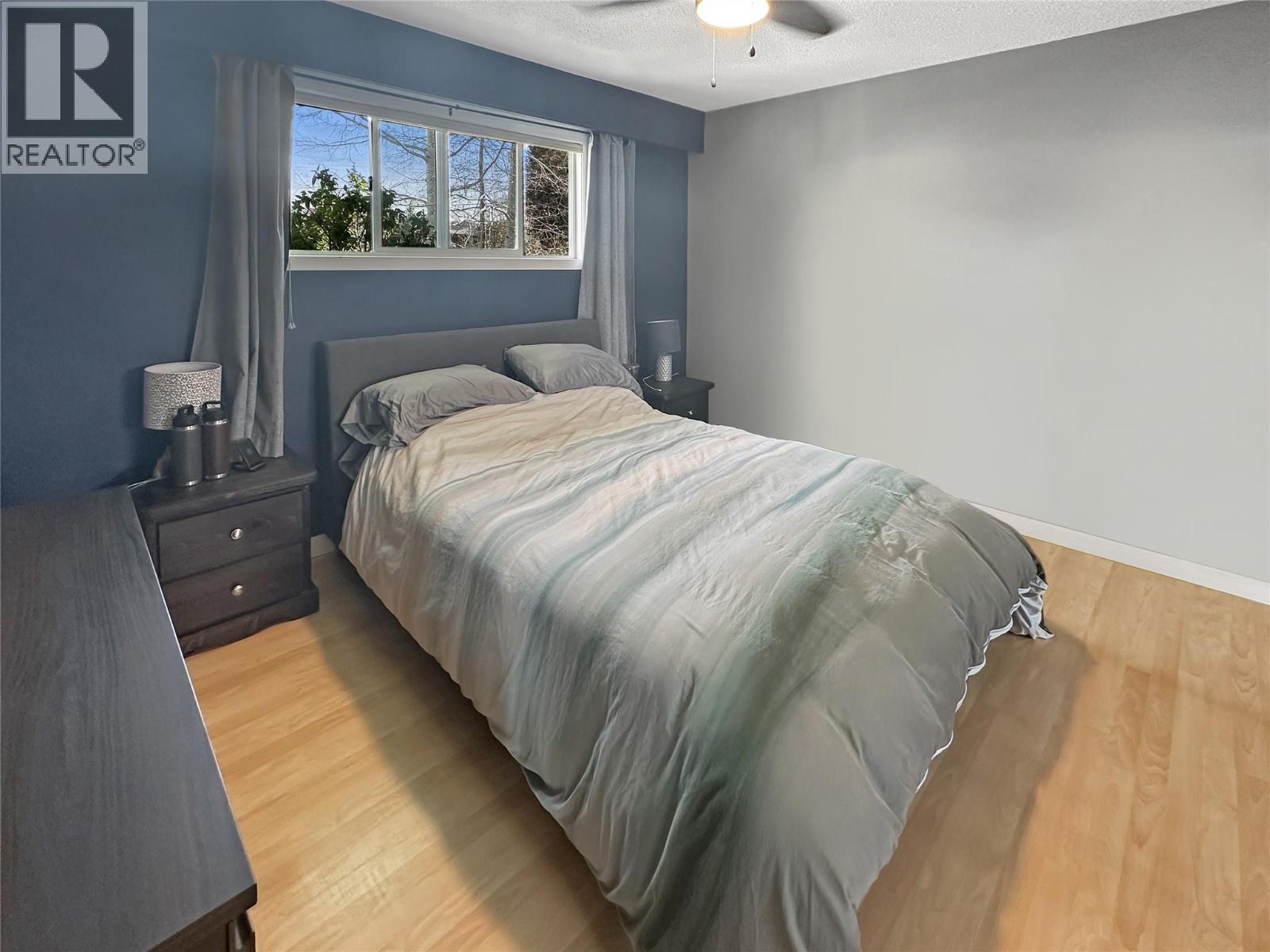 305 PANORAMA Crescent - 13