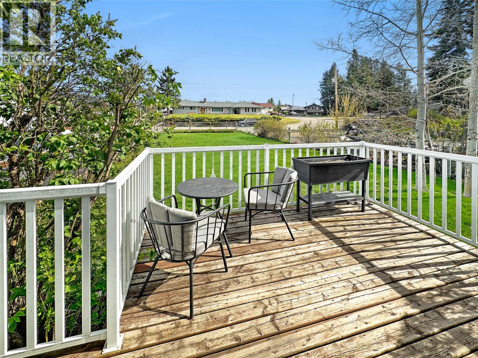  305 PANORAMA Crescent, Princeton