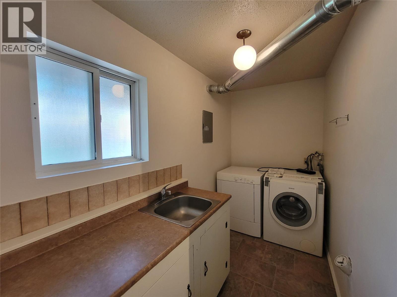  2626 Highway 3 Other, Keremeos