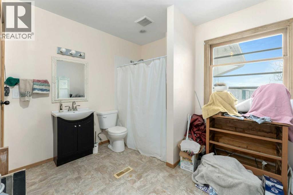 1-4, 320075 Range Road 240 — photo 47