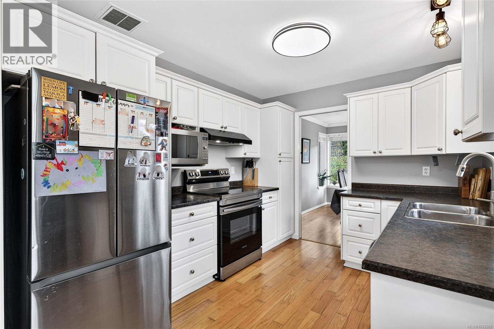 2249 McIntosh Rd, Shawnigan Lake