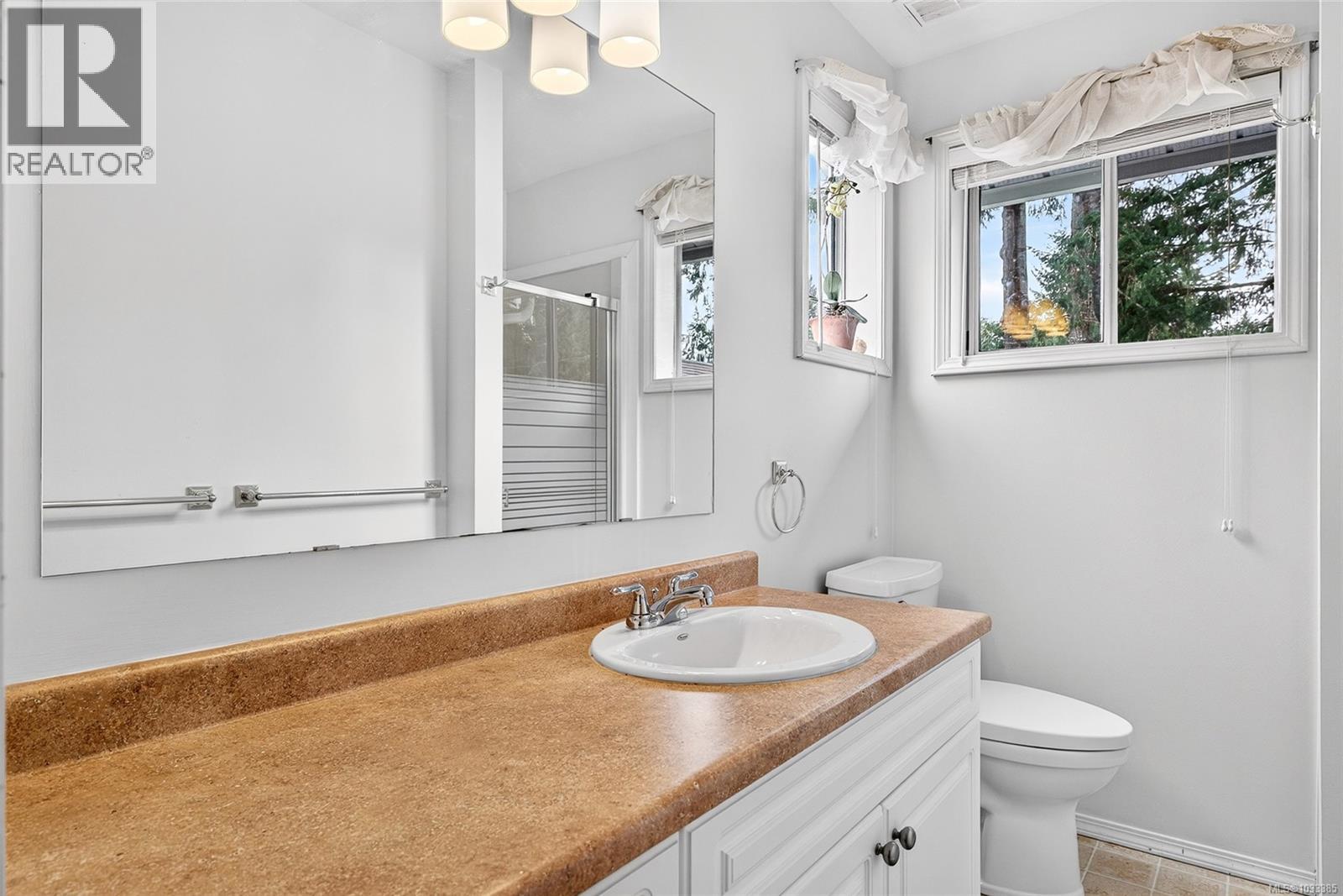 2249 McIntosh Rd, Shawnigan Lake