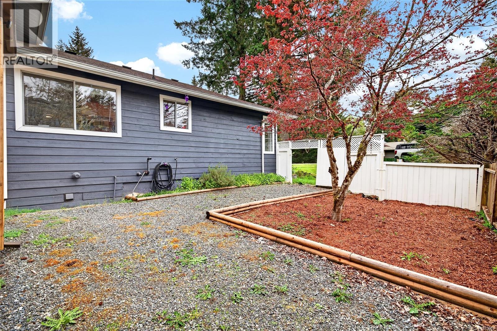 2249 McIntosh Rd, Shawnigan Lake
