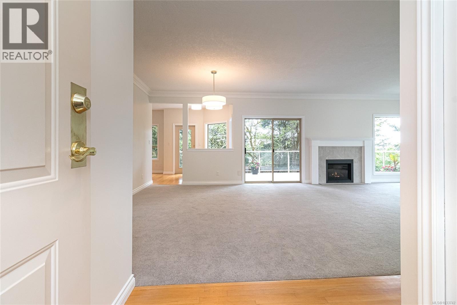 47 4300 Stoneywood Lane, Saanich