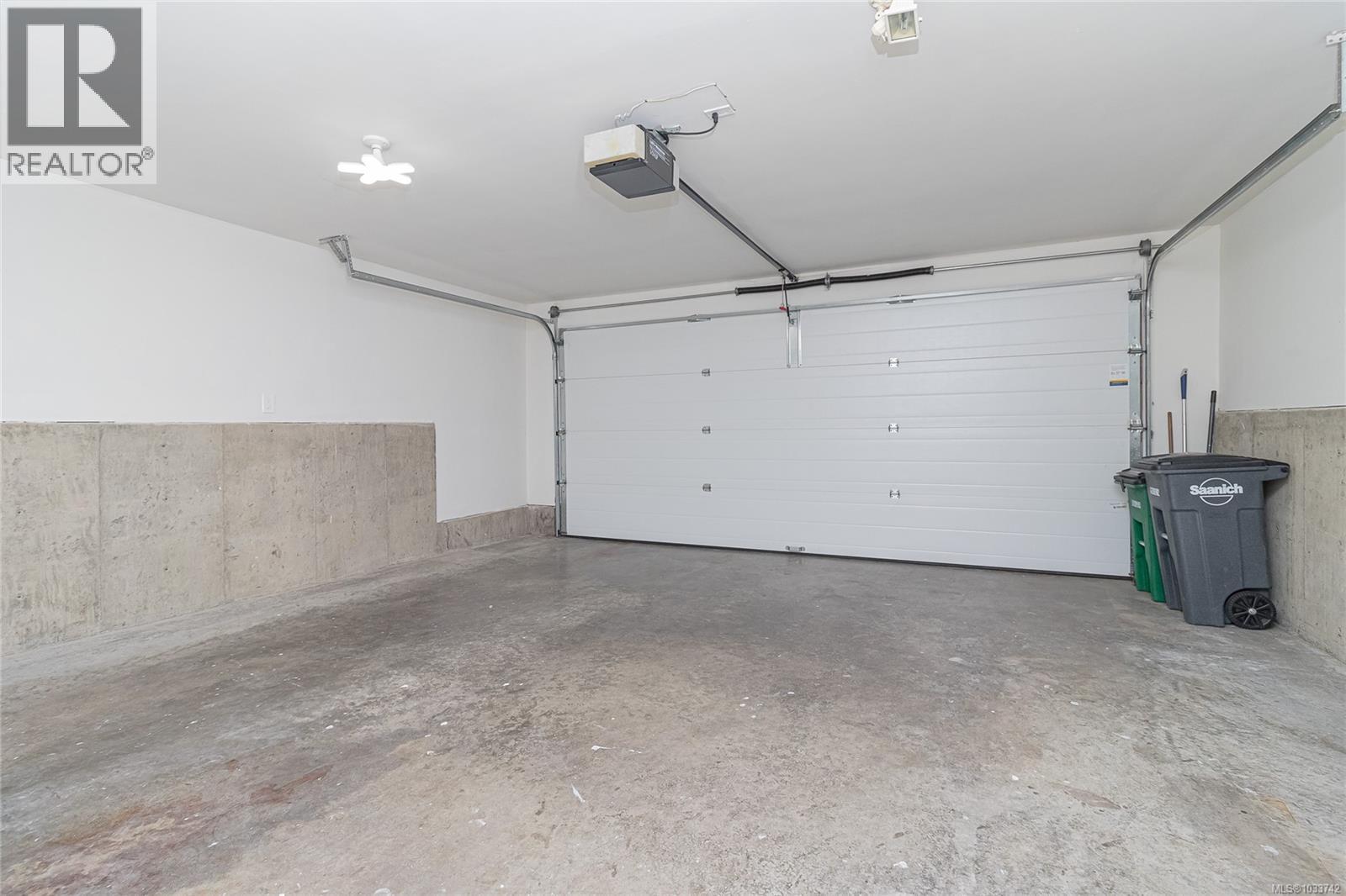 47 4300 Stoneywood Lane, Saanich