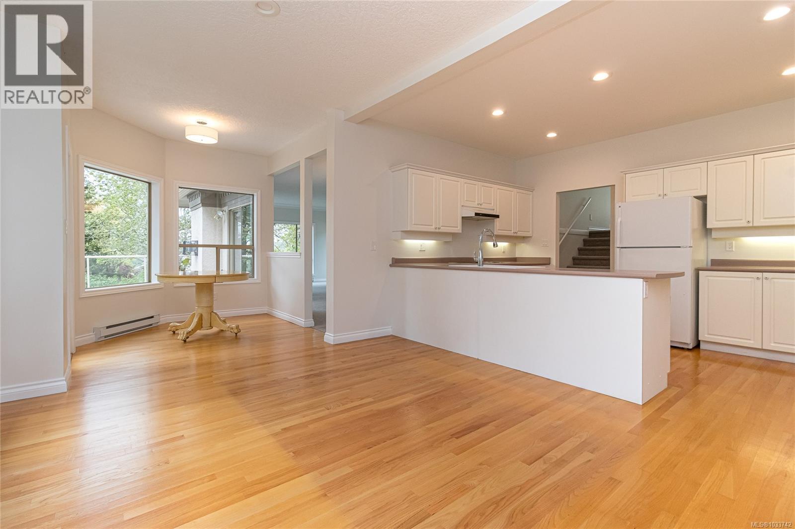 47 4300 Stoneywood Lane, Saanich