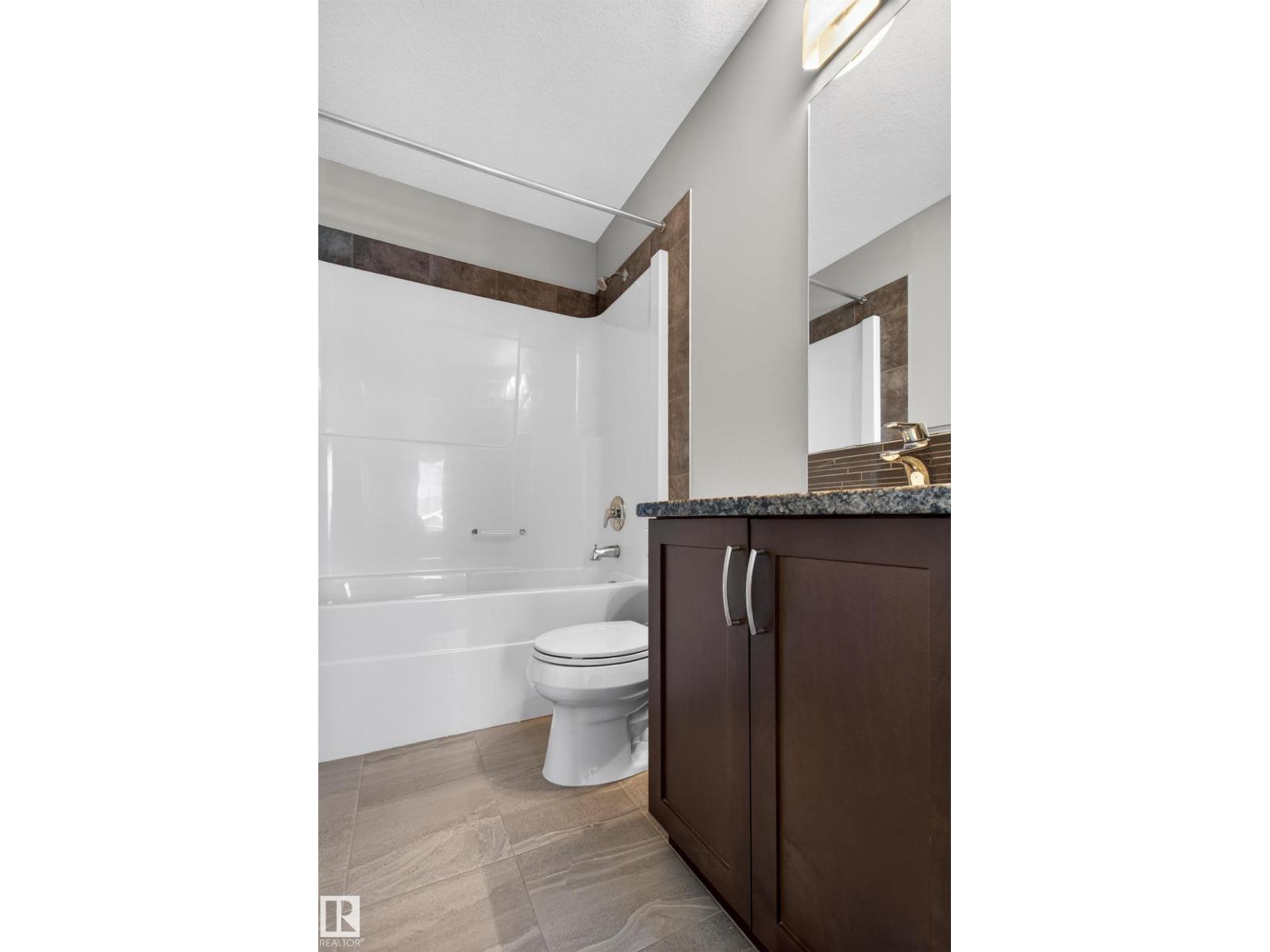 #33 4205 30 Street NW NW, Edmonton