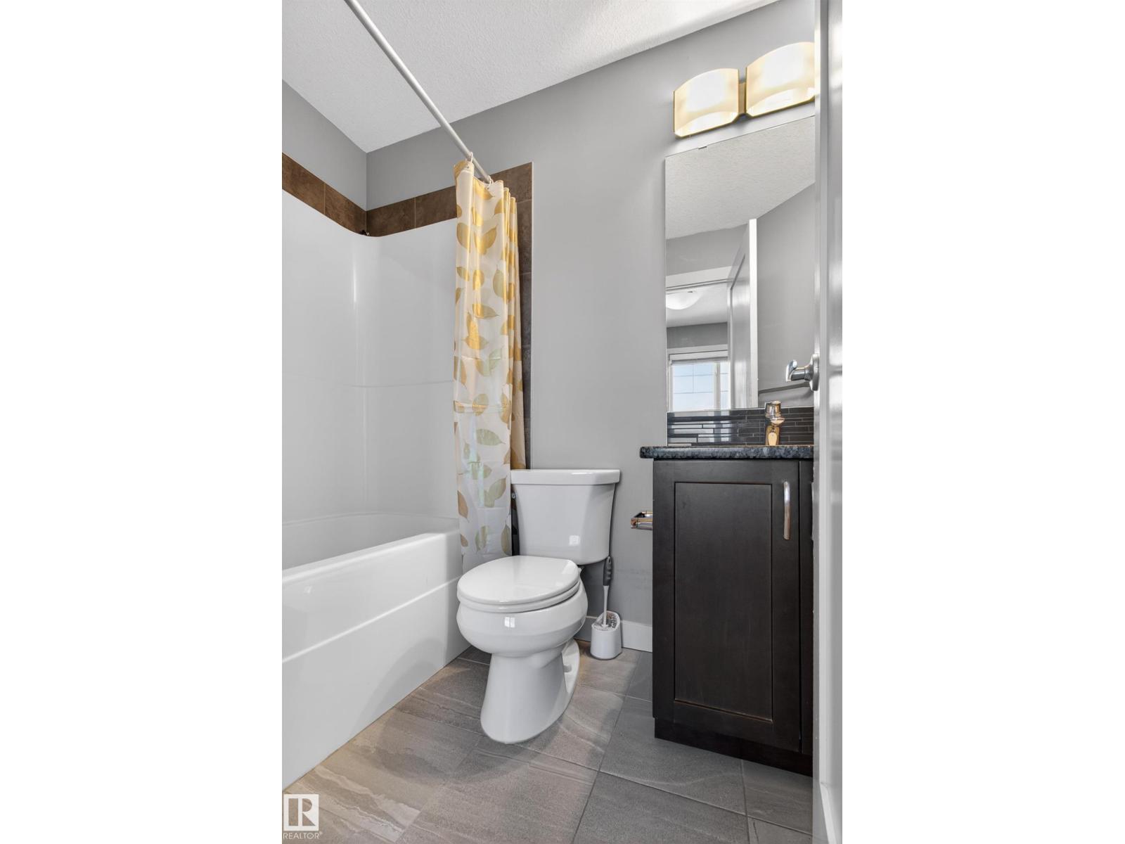 #33 4205 30 Street NW NW, Edmonton