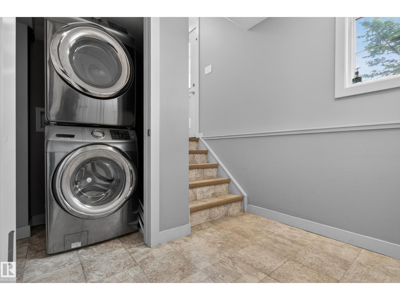 #33 4205 30 Street NW NW, Edmonton