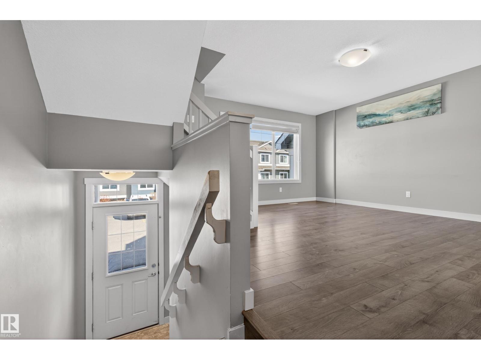 #33 4205 30 Street NW NW, Edmonton