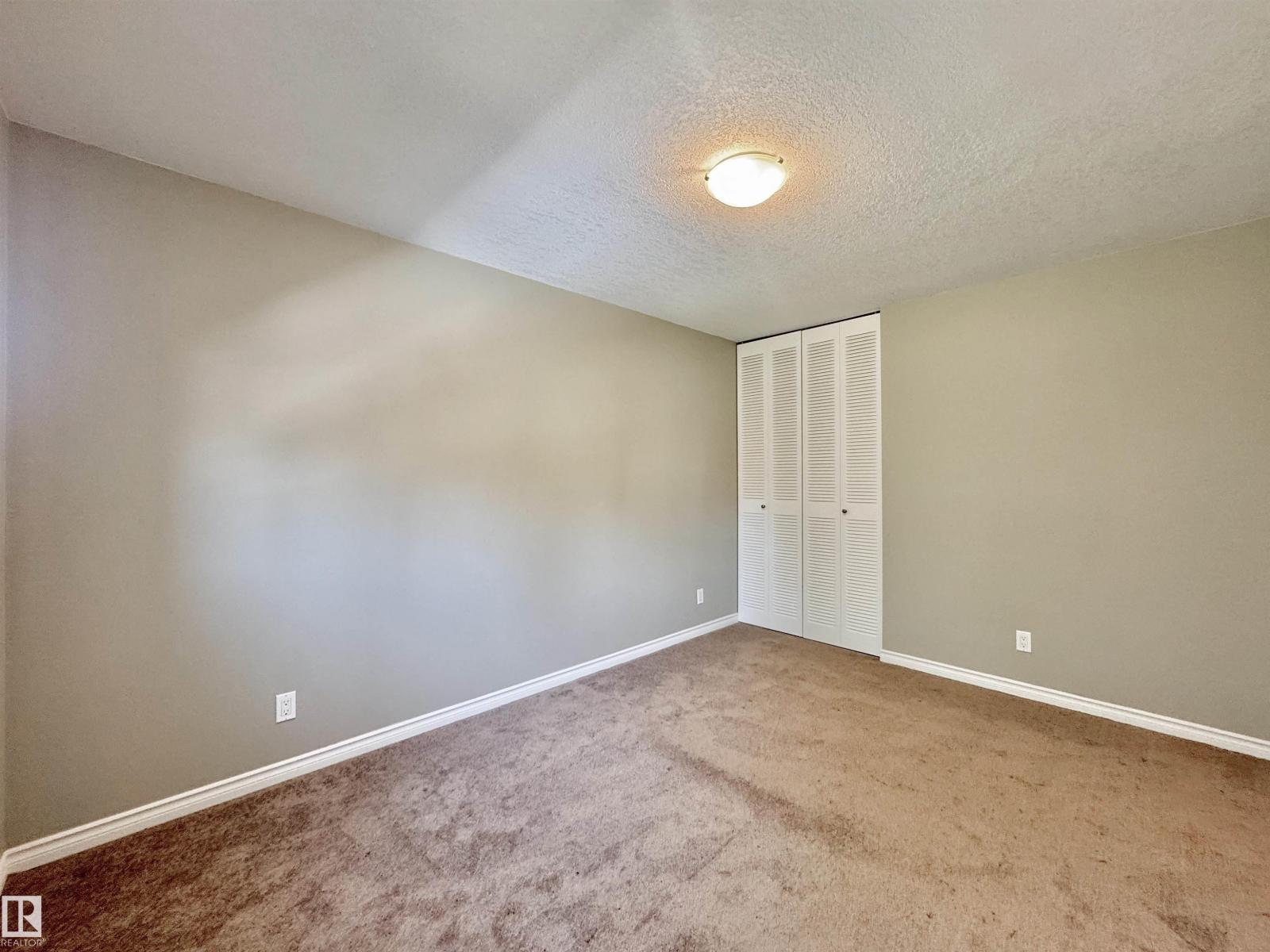 145 GREAT OA, Sherwood Park