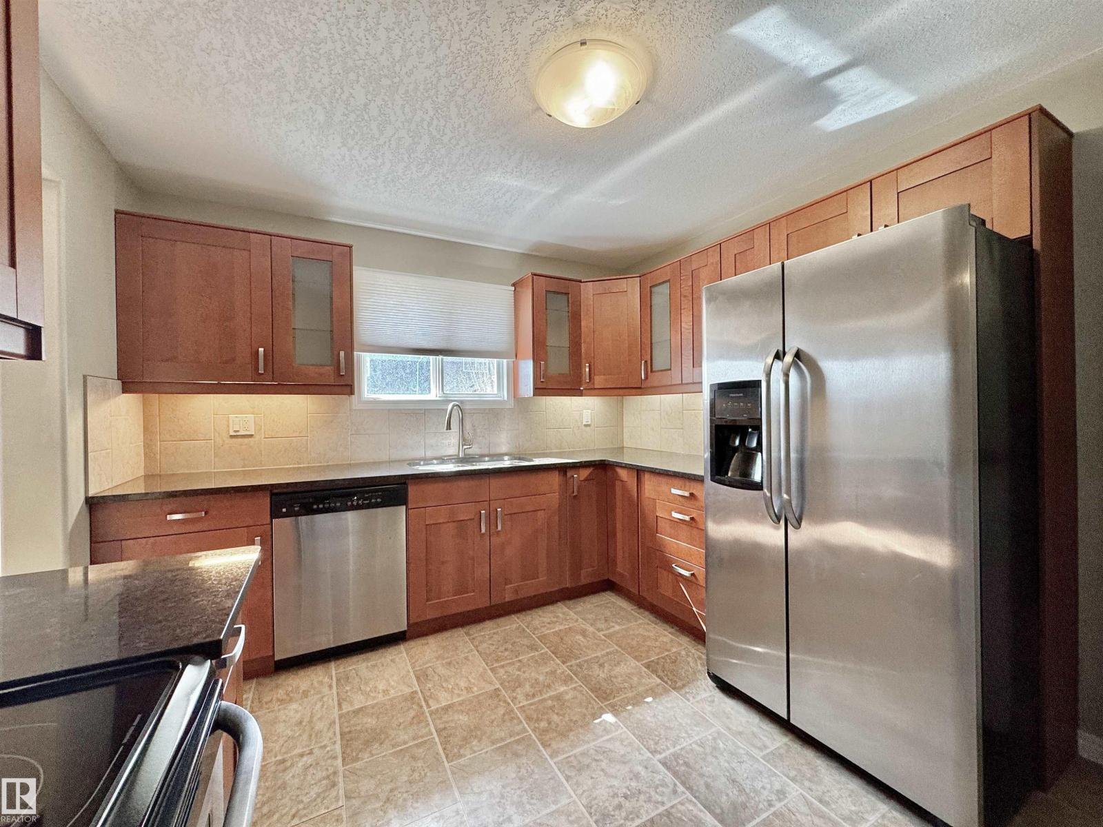 145 GREAT OA, Sherwood Park