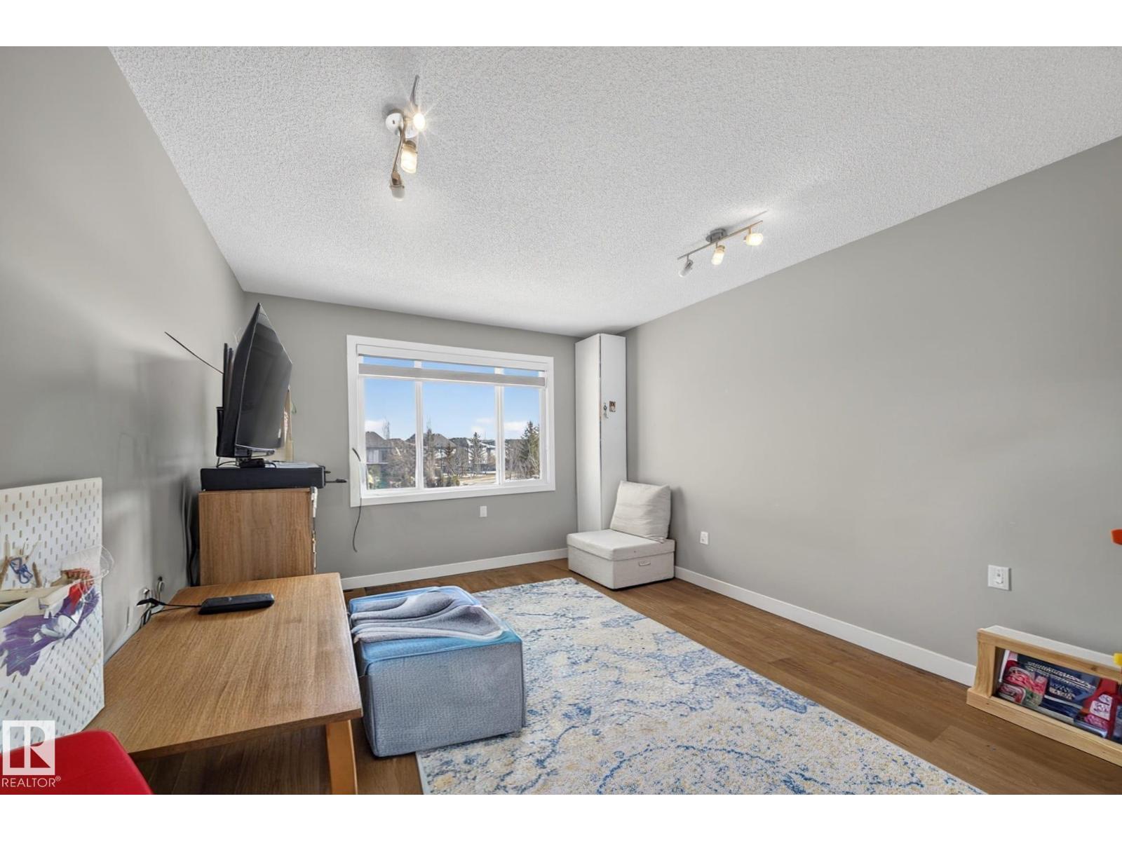 3639 15A ST NW, Edmonton