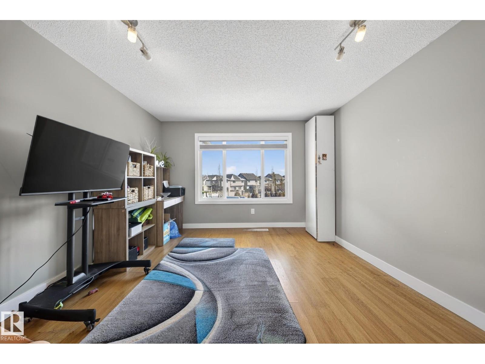 3639 15A ST NW, Edmonton