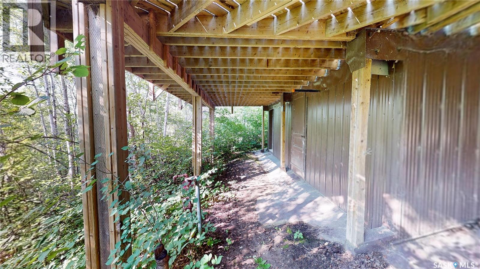 183 Wayweychapow DRIVE - 40