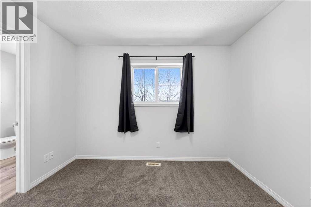#3502 111 Tarawood Lane NE - 25