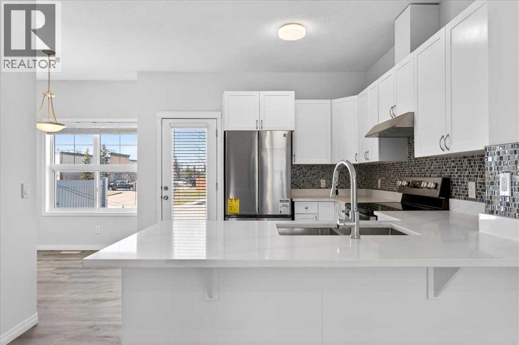 #3502 111 Tarawood Lane NE - 4