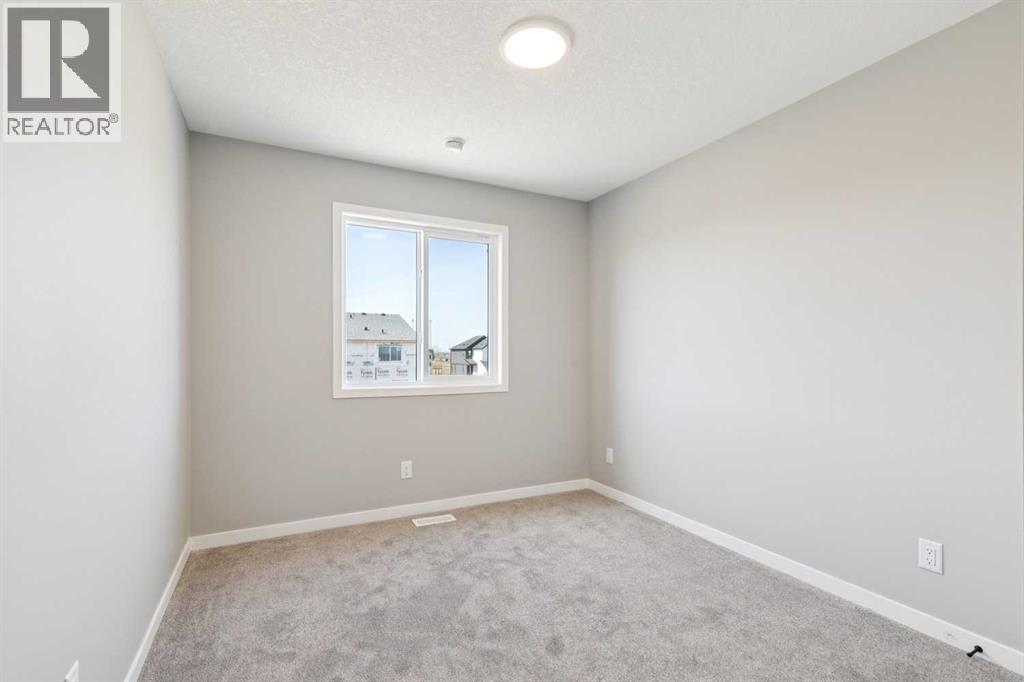 537 Hotchkiss Drive SE — photo 12