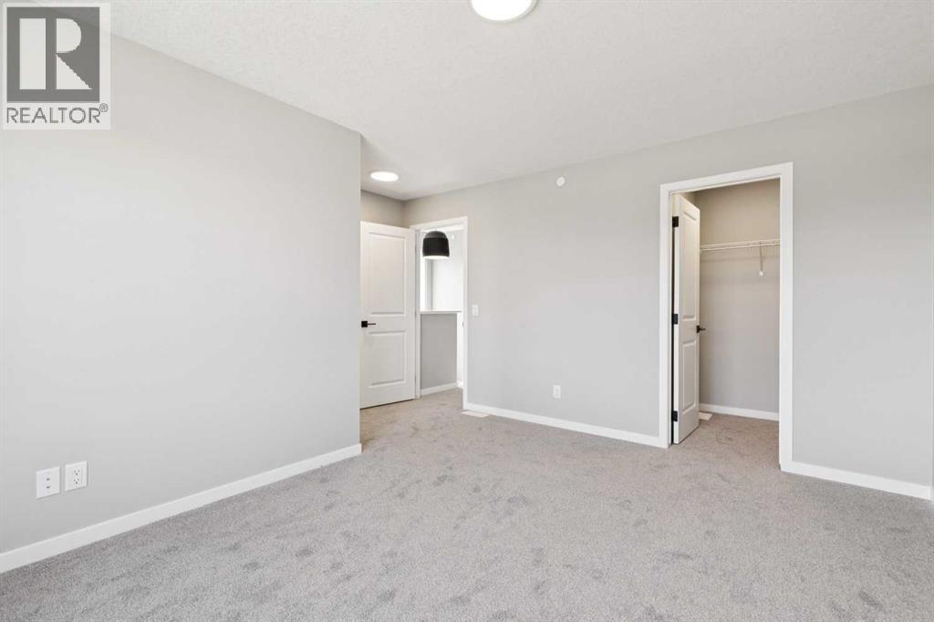 537 Hotchkiss Drive SE — photo 8