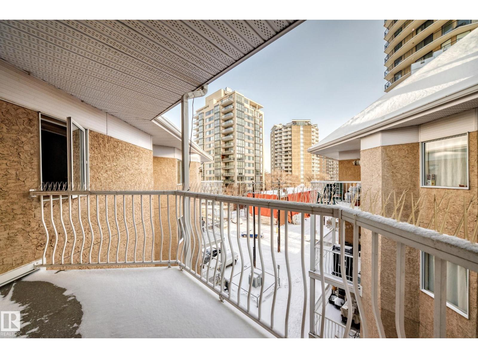 #507 11716 100 AV NW - 17