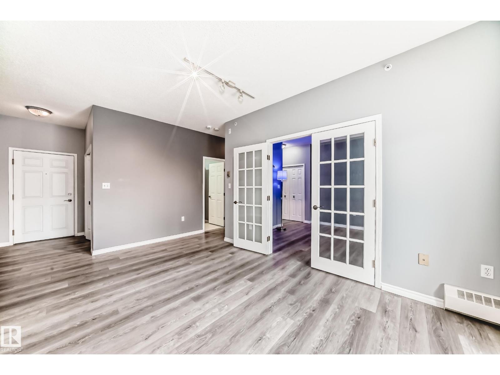 #507 11716 100 AV NW - 19