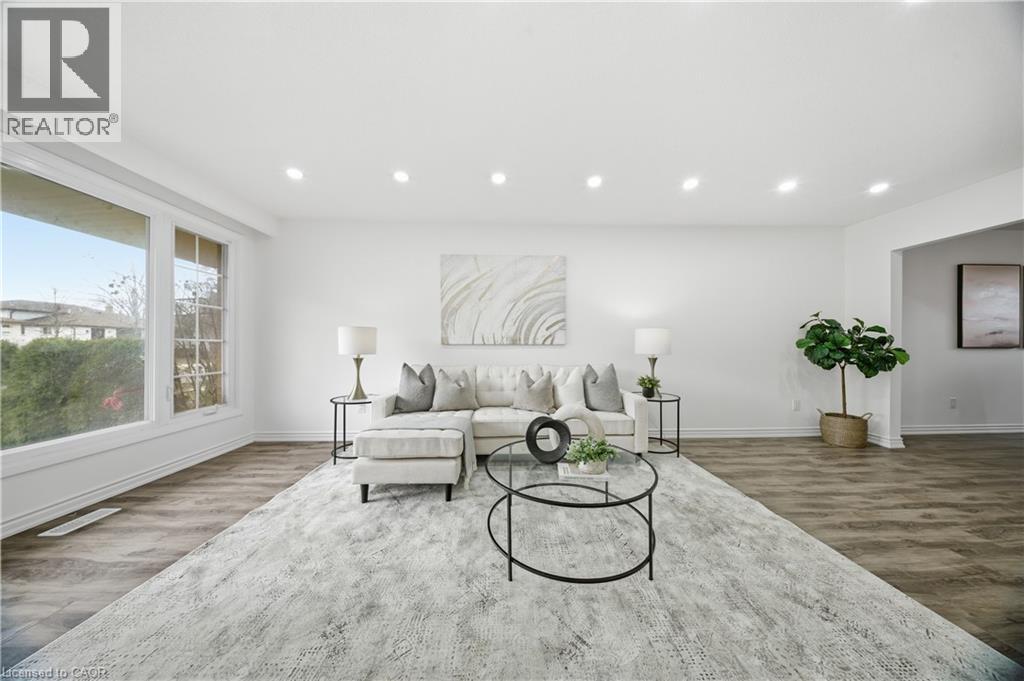 2637 ALTADENA Court, Mississauga, Ontario, L5K1G1 — Photo 10