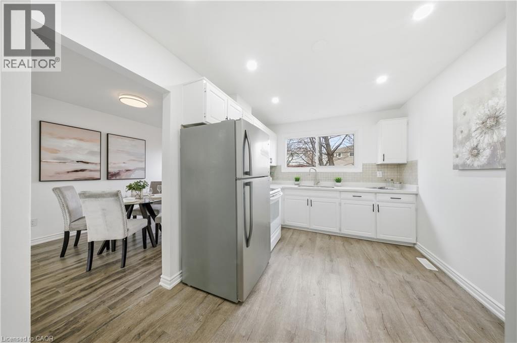 2637 ALTADENA Court, Mississauga, Ontario, L5K1G1 — Photo 13