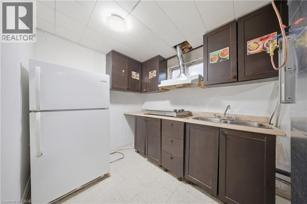 2637 ALTADENA Court, Mississauga, Ontario, L5K1G1 — Photo 34