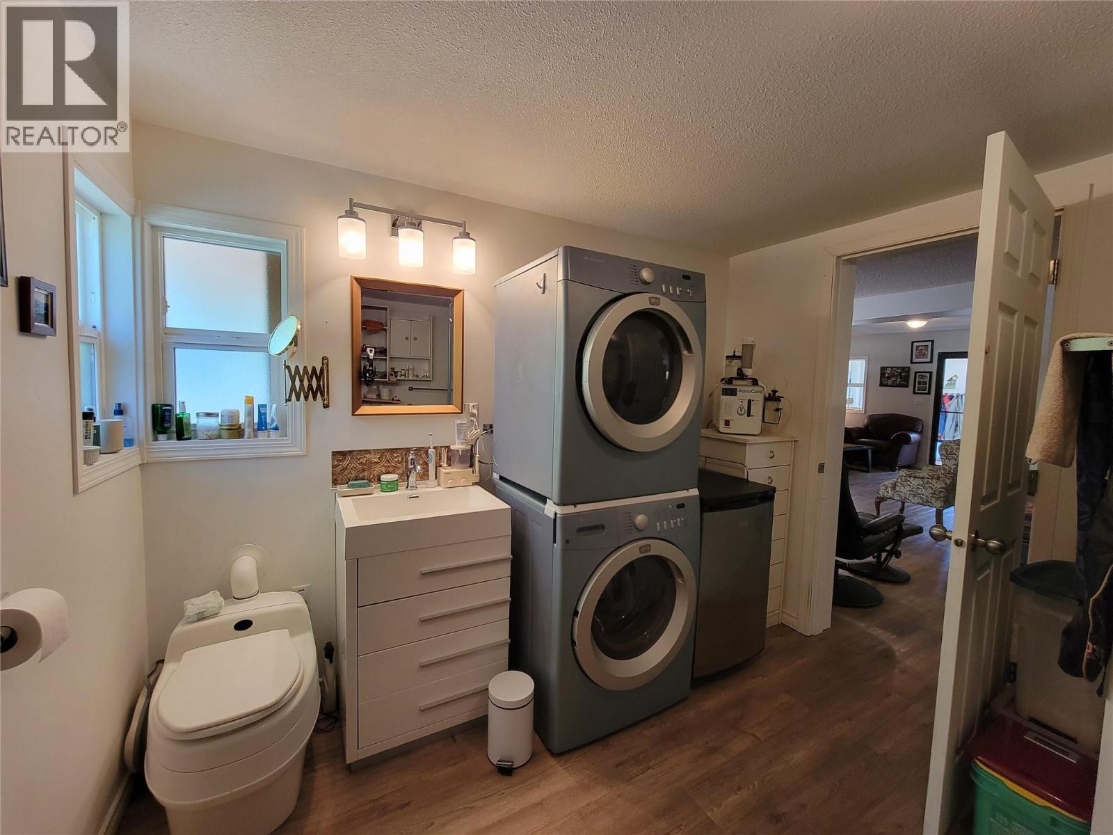  2626 Highway 3 Other, Keremeos