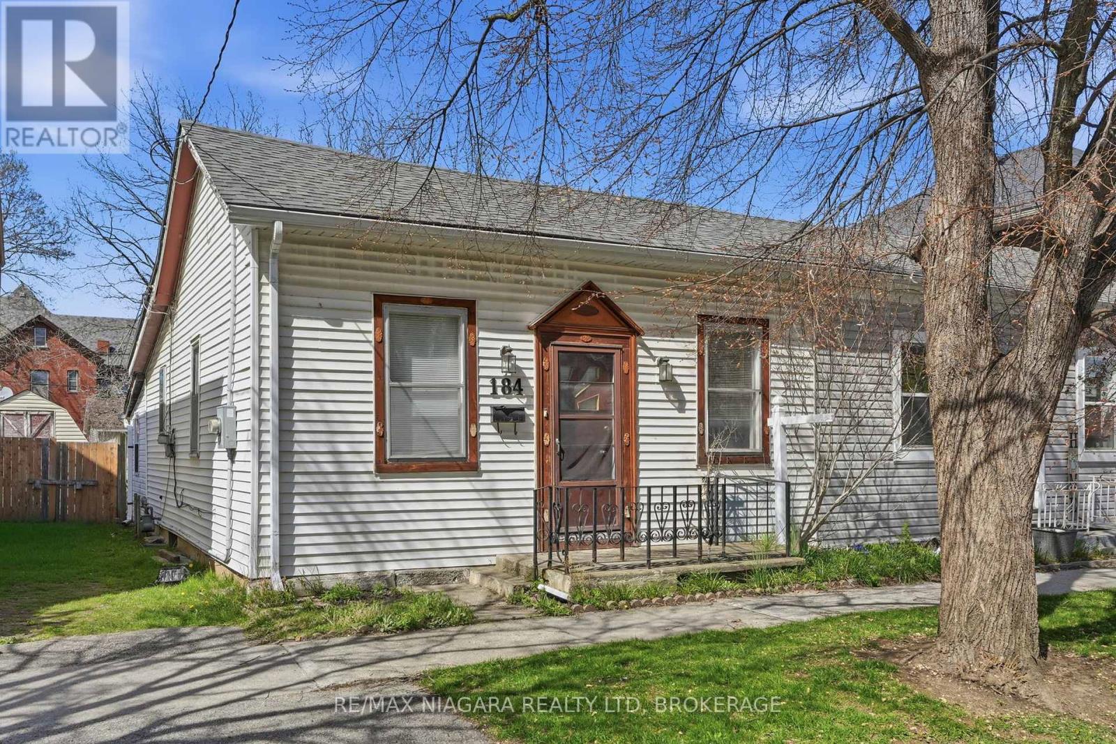 184 WELLINGTON STREET - 2