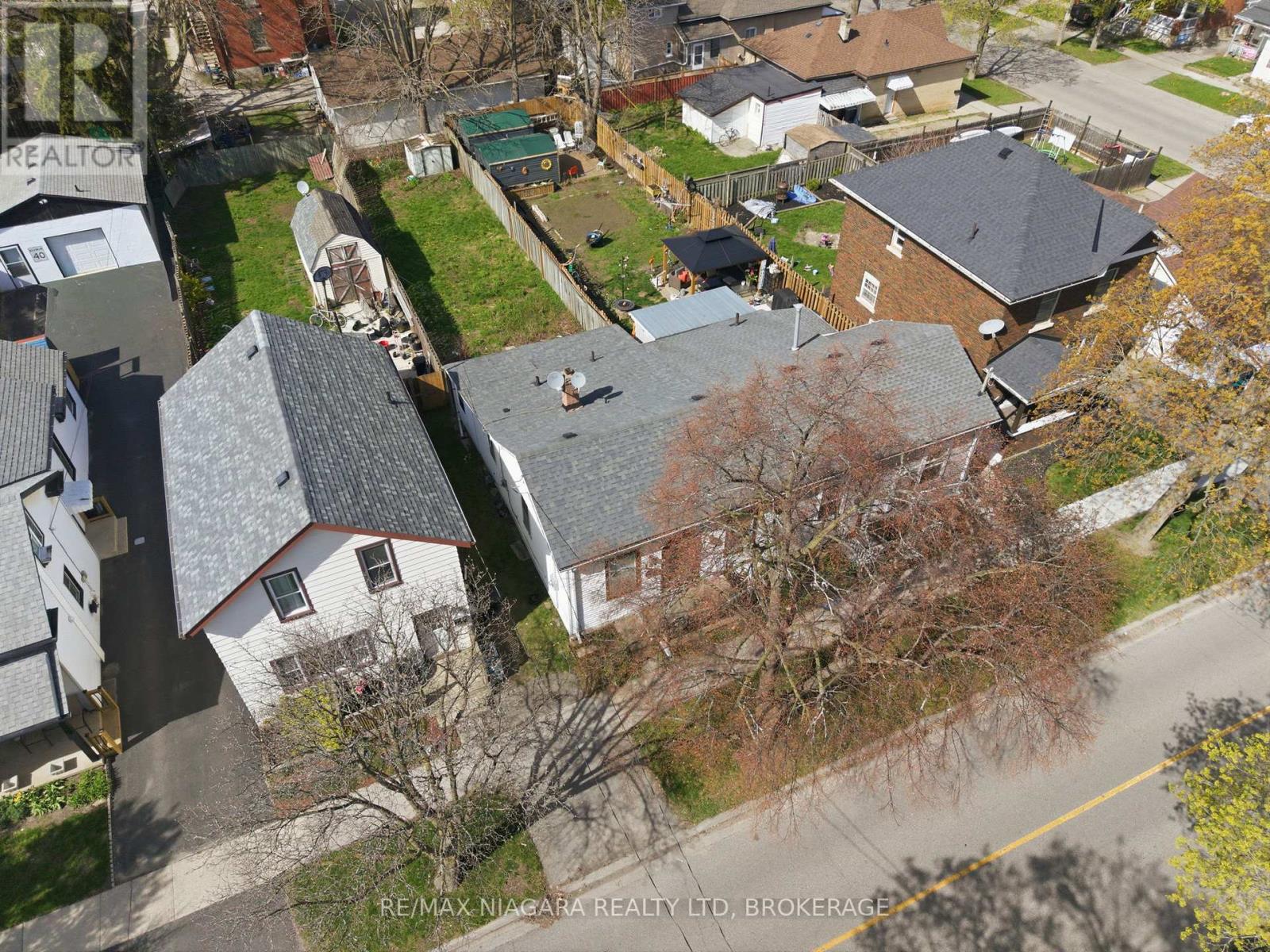 184 WELLINGTON STREET - 30