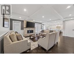 Great room - 517 Aintree Drive, Whitchurch Stouffville, ON L4A7H6 Photo 11