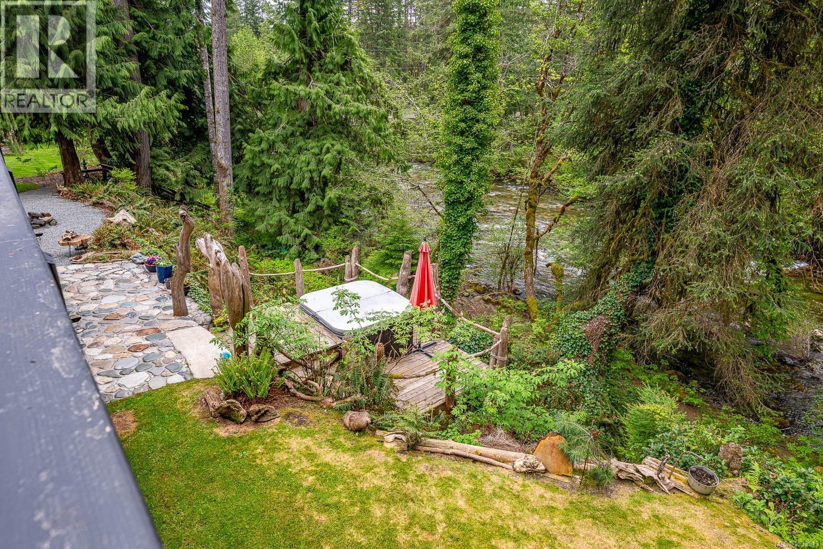 4010 FORBIDDEN PLATEAU Rd, Courtenay