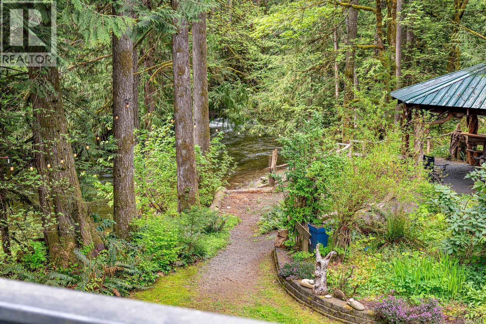 4010 FORBIDDEN PLATEAU Rd, Courtenay