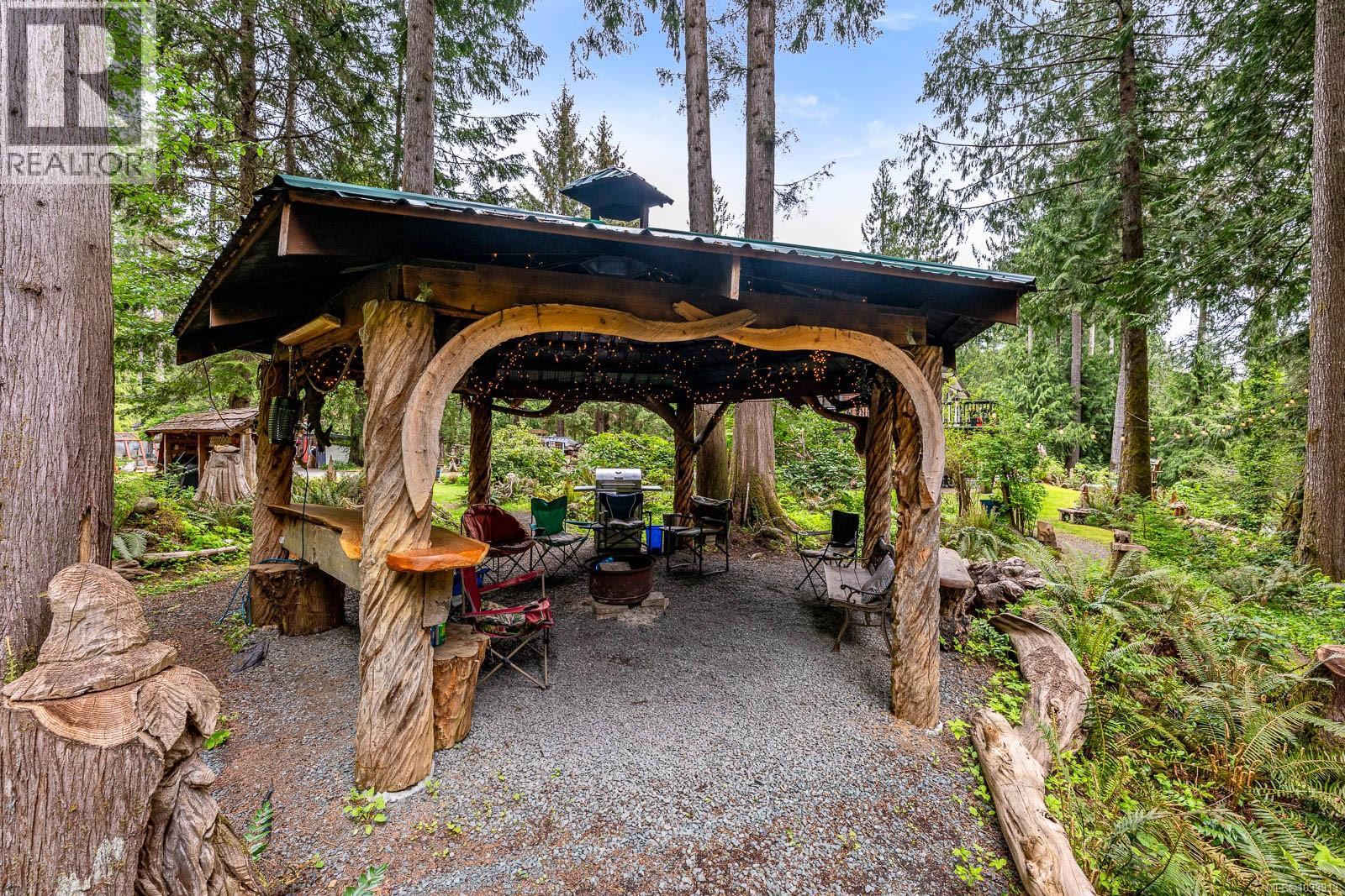 4010 FORBIDDEN PLATEAU Rd, Courtenay